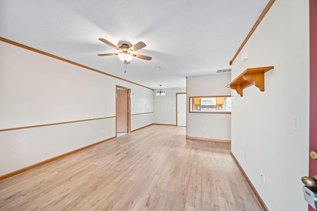 4296 Wincove Drive, Groveport, OH 43125