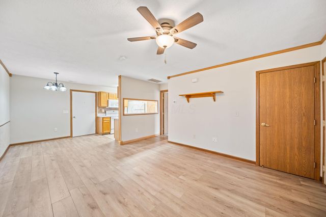 4296 Wincove Drive, Groveport, OH 43125