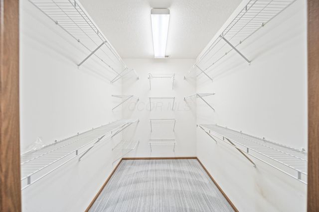 4296 Wincove Drive, Groveport, OH 43125