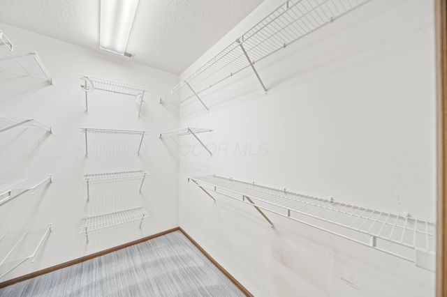 4296 Wincove Drive, Groveport, OH 43125