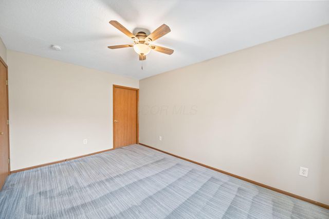 4296 Wincove Drive, Groveport, OH 43125