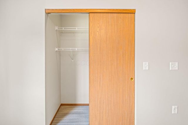 4296 Wincove Drive, Groveport, OH 43125