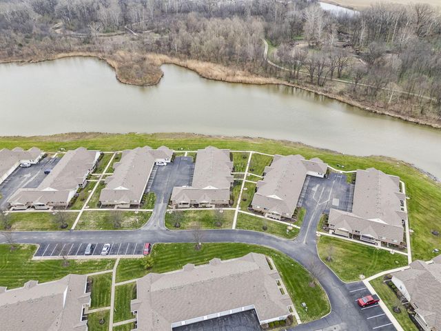 4296 Wincove Drive, Groveport, OH 43125