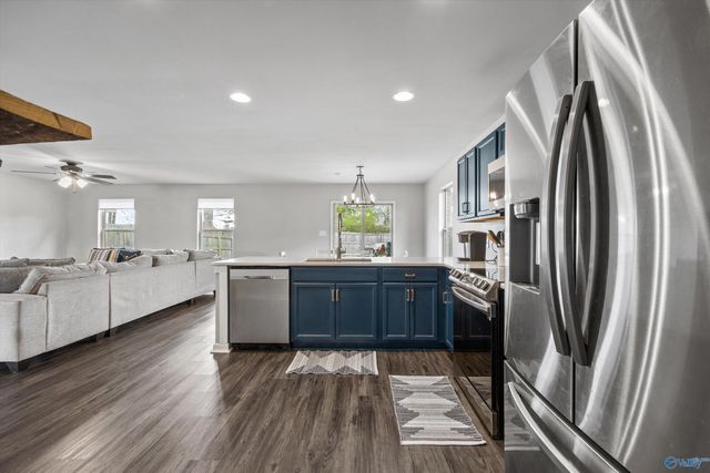 171 Sedgewick Drive, Owens Cross Roads, AL 35763