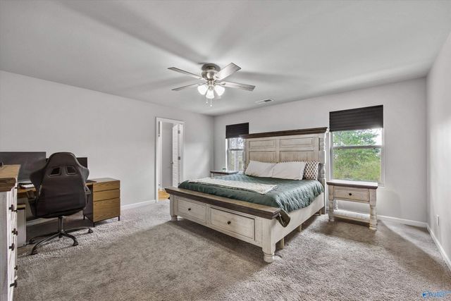 171 Sedgewick Drive, Owens Cross Roads, AL 35763