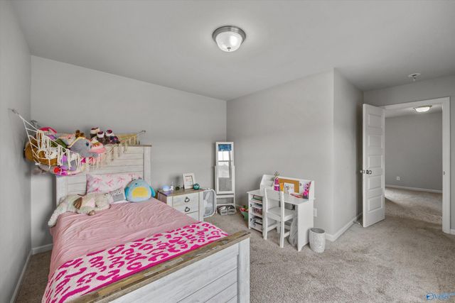 171 Sedgewick Drive, Owens Cross Roads, AL 35763