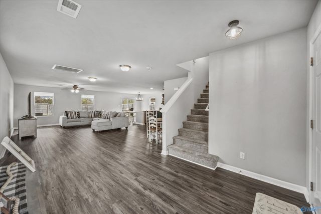 171 Sedgewick Drive, Owens Cross Roads, AL 35763