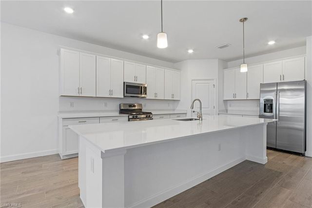 20945 Napa LOOP, Estero, FL 33928