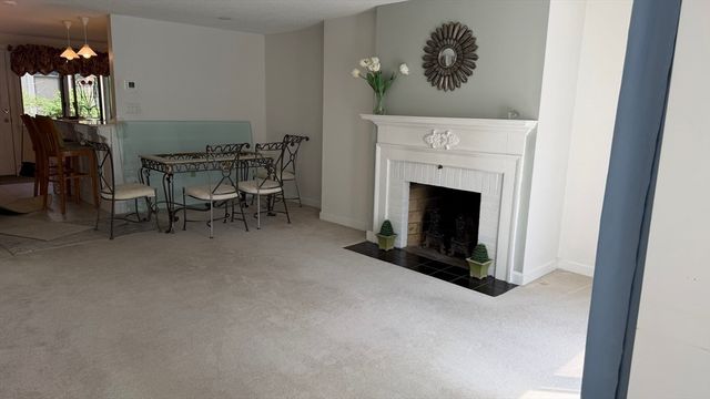 258 Lafayette Street Unit 2, Salem, MA 01970