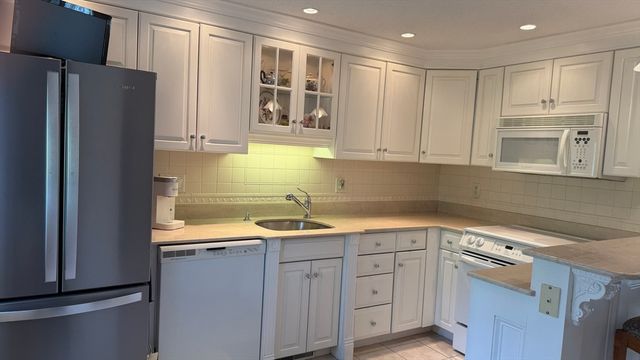 258 Lafayette Street Unit 2, Salem, MA 01970