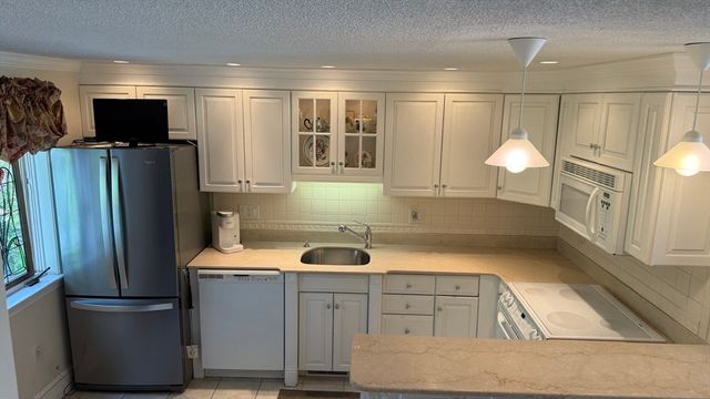 258 Lafayette Street Unit 2, Salem, MA 01970