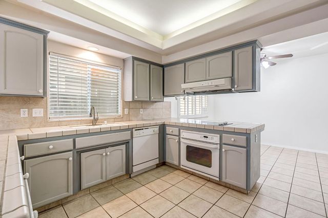 3410 Doubletree Way, Madera, CA 93637