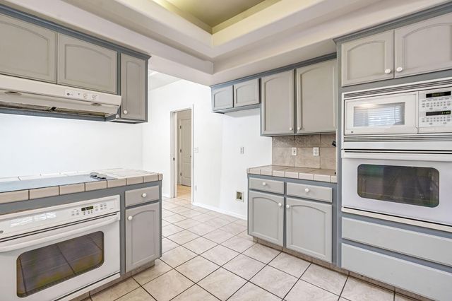 3410 Doubletree Way, Madera, CA 93637