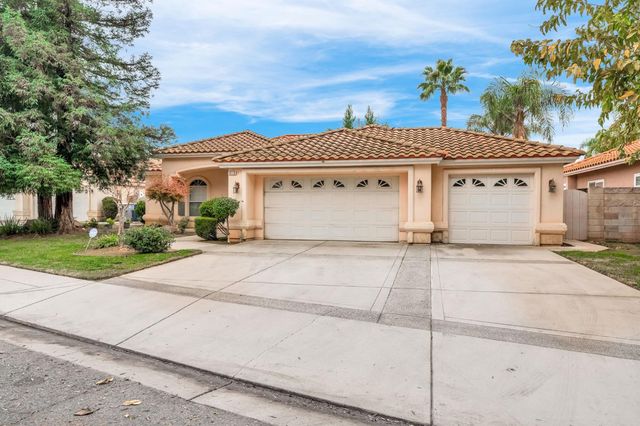 3410 Doubletree Way, Madera, CA 93637