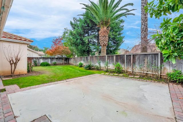 3410 Doubletree Way, Madera, CA 93637