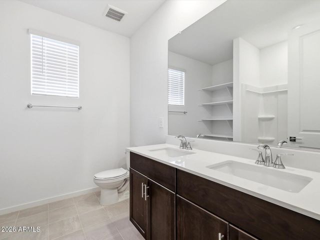 17752 W ILLINI Street, Goodyear, AZ 85338