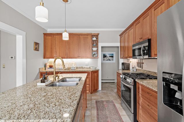 706 6th Street, Hudson, WI 54016