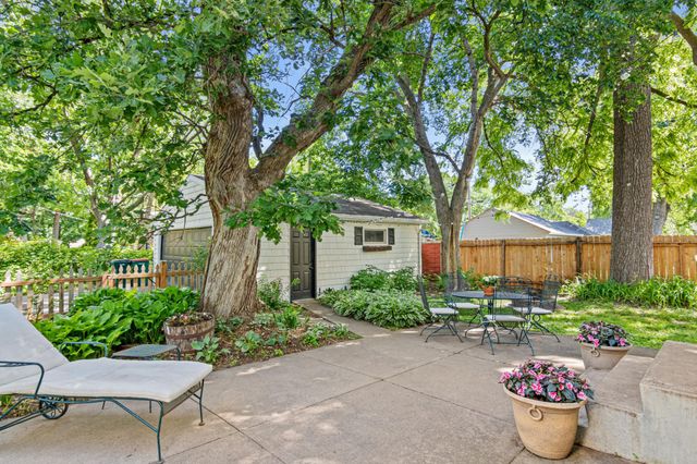 706 6th Street, Hudson, WI 54016