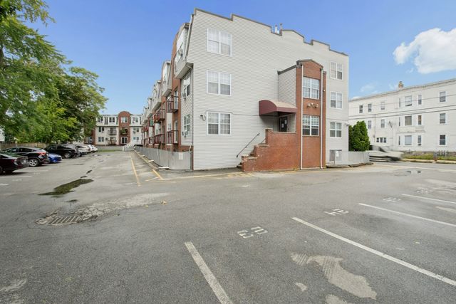 20 Knox 21, Lawrence, MA 01603