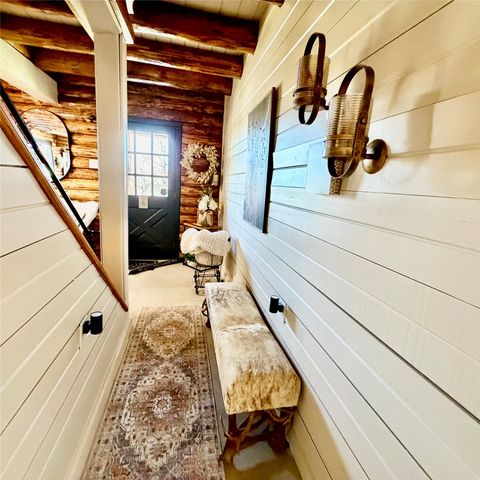 104 Advance Road, Weatherford, TX 76088