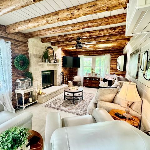 104 Advance Road, Weatherford, TX 76088