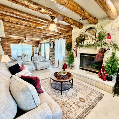 104 Advance Road, Weatherford, TX 76088