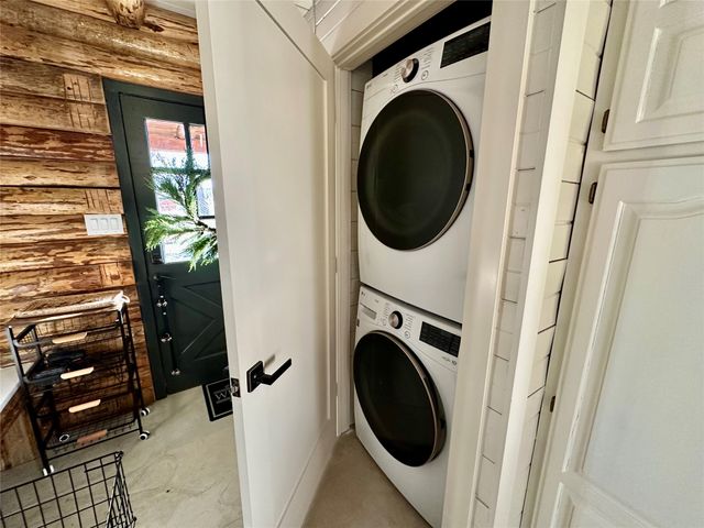 104 Advance Road, Weatherford, TX 76088