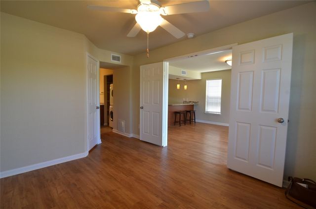 7685 Northcross DR 1109, Austin, TX 78757