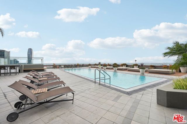 1100 Wilshire Boulevard 3504, Los Angeles, CA 90017