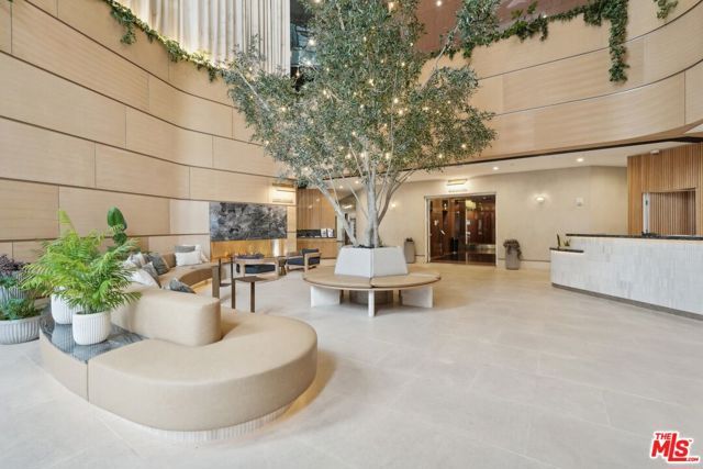1100 Wilshire Boulevard 3504, Los Angeles, CA 90017