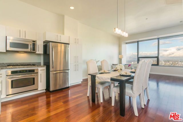1100 Wilshire Boulevard 3504, Los Angeles, CA 90017