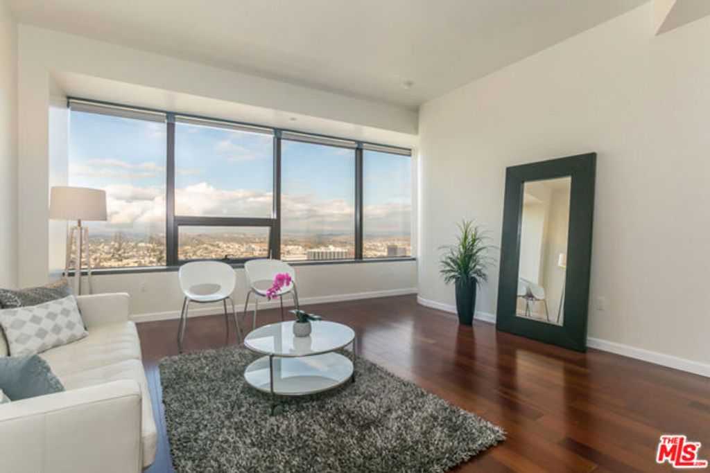 1100 Wilshire Boulevard 3504, Los Angeles, CA 90017