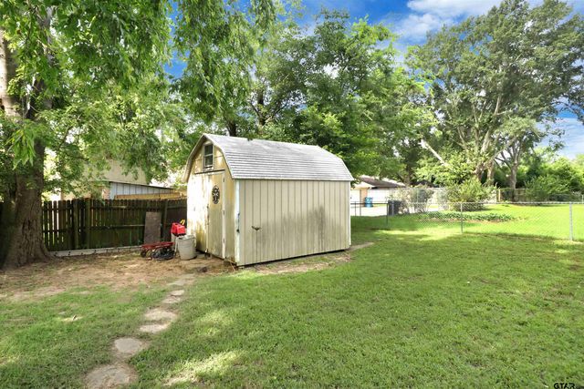 809 Willowcreek, Jacksonville, TX 75766