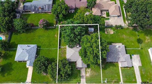 809 Willowcreek, Jacksonville, TX 75766