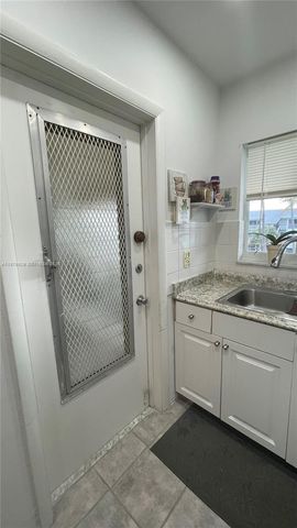 5300 Washington Street J312, Hollywood, FL 33021