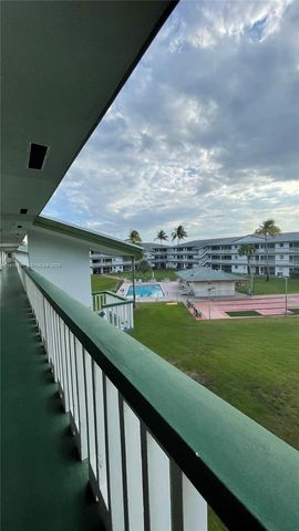 5300 Washington Street J312, Hollywood, FL 33021