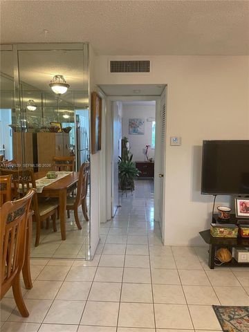 5300 Washington Street J312, Hollywood, FL 33021