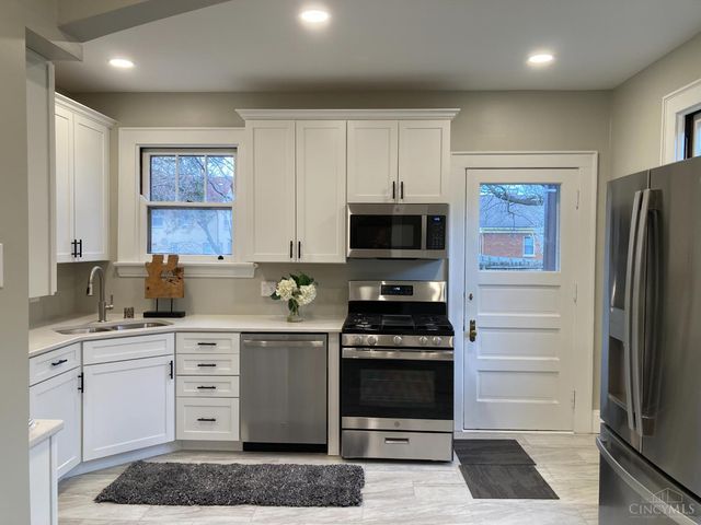 5004 Cleves Warsaw Pike, Cincinnati, OH 45238