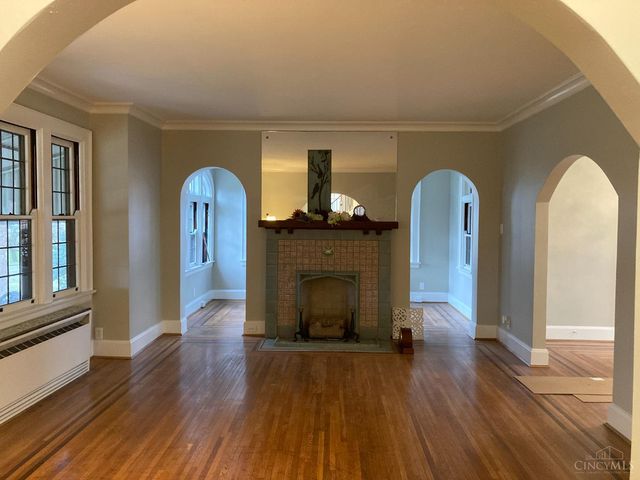 5004 Cleves Warsaw Pike, Cincinnati, OH 45238