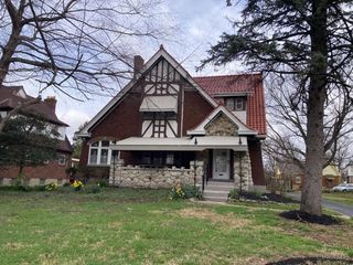 5004 Cleves Warsaw Pike, Cincinnati, OH 45238