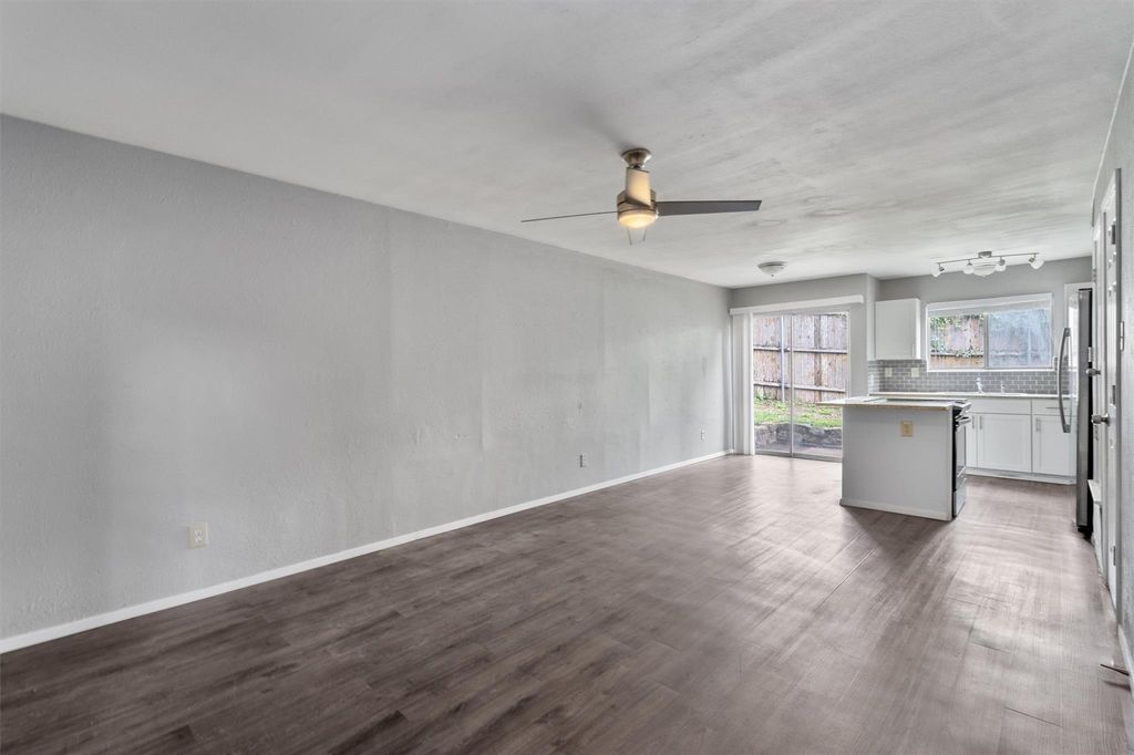 3415 Menchaca Road 113, Austin, TX 78704