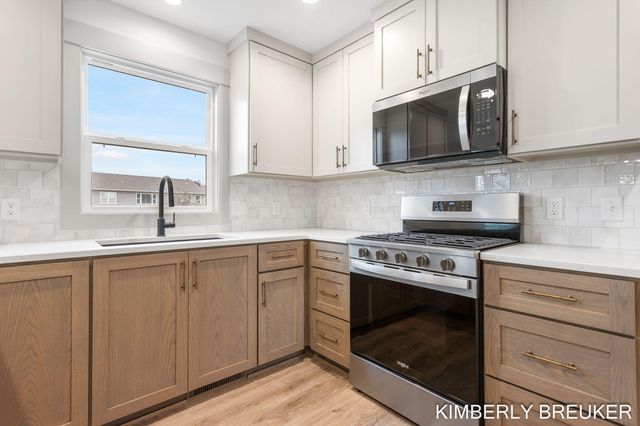 6306 Roman Road, Allendale Twp, MI 49401