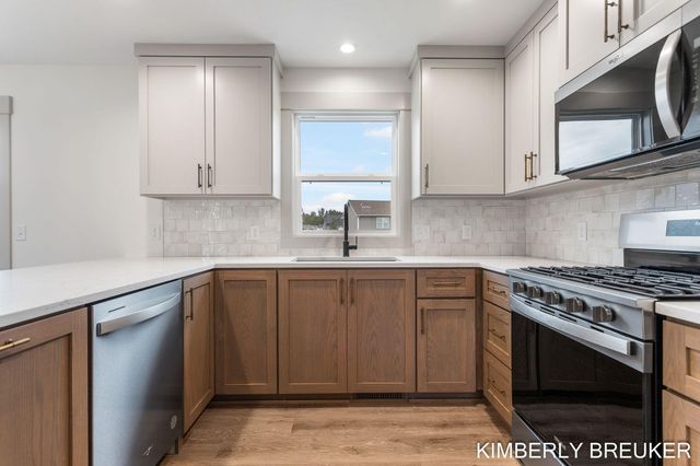 6306 Roman Road, Allendale Twp, MI 49401