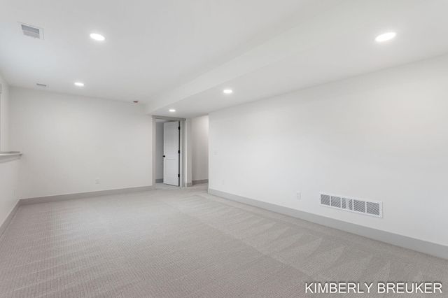 6306 Roman Road, Allendale Twp, MI 49401