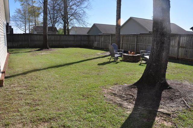 211 Winterberry Way, Enterprise, AL 36330