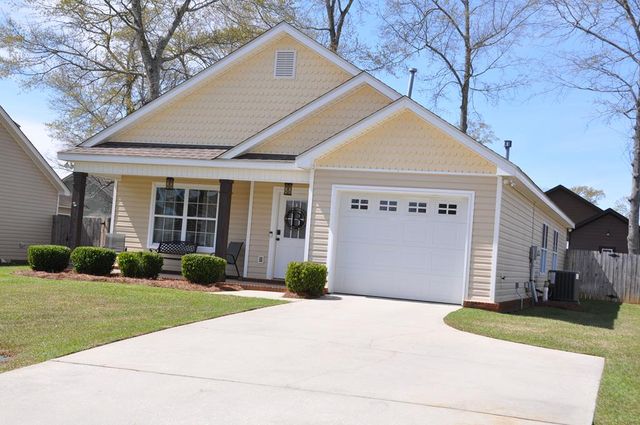 211 Winterberry Way, Enterprise, AL 36330