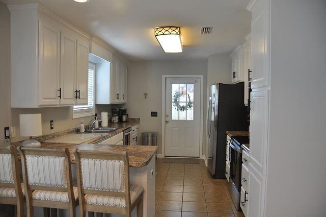 211 Winterberry Way, Enterprise, AL 36330