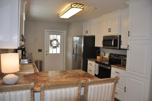 211 Winterberry Way, Enterprise, AL 36330