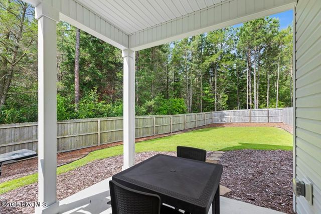 621 Winfall Drive, Holly Ridge, NC 28445
