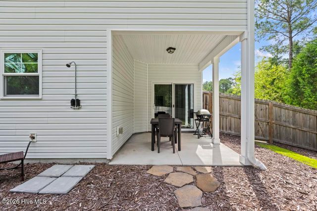 621 Winfall Drive, Holly Ridge, NC 28445